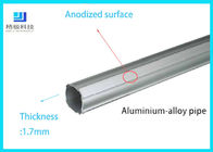 झुक एल्यूमीनियम मिश्र धातु ट्यूब व्यास 28 मिमी ट्यूब दीवार की मोटाई 1.7 मिमी फ्लैट सिल्वर व्हाइट AL-2817